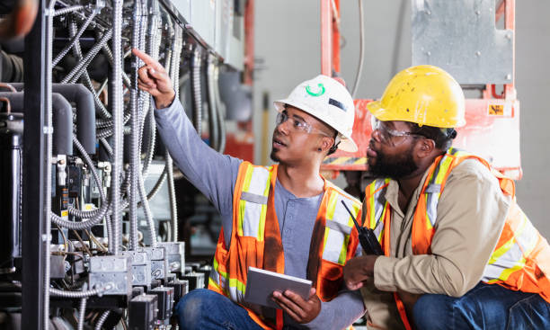 Best Emergency Electrical Repair  in Oak Grove, MN
